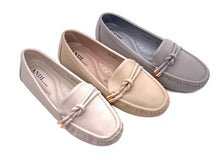 Load image into Gallery viewer, Andi 239531 Loafers Womens
