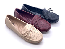 Load image into Gallery viewer, Andi 239539 Loafers Womens
