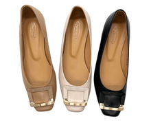Load image into Gallery viewer, Outland 258108 Ginger Heeled Pumps
