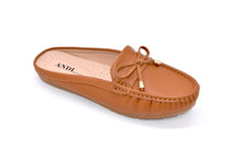 Load image into Gallery viewer, Andi 239309 Half Mules Womens
