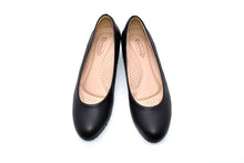 Load image into Gallery viewer, Outland 23323 Devyn Womens Black Shoes
