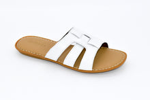 Load image into Gallery viewer, Outland 25202 Billie Sandals Womens
