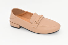 Load image into Gallery viewer, Outland 258138 Pepper Women Loafers
