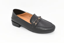 Load image into Gallery viewer, Outland 258138 Pepper Women Loafers
