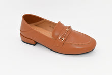 Load image into Gallery viewer, Outland 258138 Pepper Women Loafers

