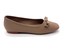 Load image into Gallery viewer, Outland 23306 Genoa Ladies Flat
