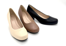 Load image into Gallery viewer, Outland 23317 Salerno Heeled Pumps
