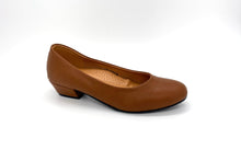 Load image into Gallery viewer, Outland 258126 Magdalena Heeled Pumps
