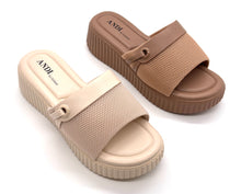 Load image into Gallery viewer, Andi 259566 Ladies Sandal
