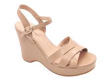 Load image into Gallery viewer, Andi 249111 Womens Sandals

