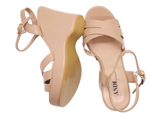 Load image into Gallery viewer, Andi 249111 Womens Sandals
