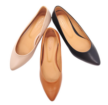 Load image into Gallery viewer, Outland 258105 Dixie Heeled Pumps
