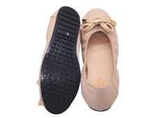 Load image into Gallery viewer, Outland 258210 Quirky Ladies Ballerinas

