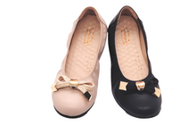 Load image into Gallery viewer, Outland 258210 Quirky Ladies Ballerinas
