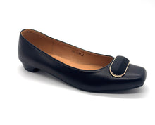 Load image into Gallery viewer, Outland 258122 Keziah Heeled Pumps
