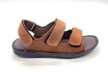 Load image into Gallery viewer, Outland 26105 Oliver Sandals Mens
