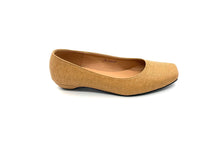 Load image into Gallery viewer, Outland 258127 Rebecca Heeled Pumps
