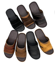 Load image into Gallery viewer, Outland 25105 Hudson Sandals Mens
