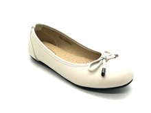 Load image into Gallery viewer, Outland 248603 Diamond Loafers Womens
