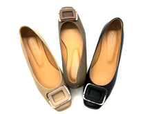 Load image into Gallery viewer, Outland 248608 Jade Heeled Pumps
