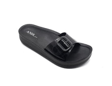 Load image into Gallery viewer, Andi 239316 Sandals Womens
