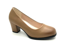 Load image into Gallery viewer, Outland 23318 Sienna Heeled Pumps
