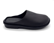 Load image into Gallery viewer, Outland 25107 Matteo Sandals Mens
