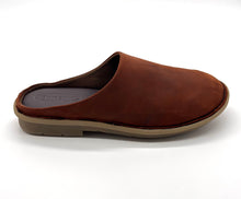 Load image into Gallery viewer, Outland 25107 Matteo Sandals Mens
