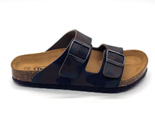 Load image into Gallery viewer, Outland 179625 Connecticut Sandals Mens
