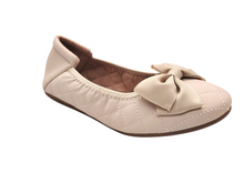 Load image into Gallery viewer, Outland 23308 Lucca Ladies Flats
