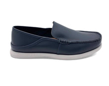 Load image into Gallery viewer, Outland 23703 Hamburg Topsider Mens
