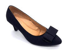 Load image into Gallery viewer, Outland 248617 Serpentine Heeled Pumps
