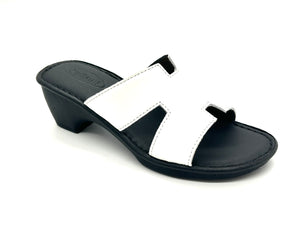 Outland 24210 Victoria Sandals Womens