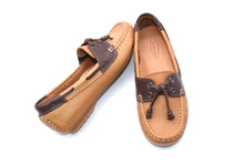 Load image into Gallery viewer, Outland 17805 Graciella Loafers Womens
