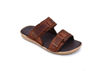 Load image into Gallery viewer, Outland 19303 Max Sandals Mens
