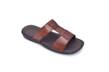Load image into Gallery viewer, Outland 16101 Andrew Sandals Mens
