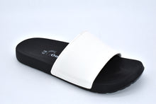 Load image into Gallery viewer, Outland 19801 Vermont Flip Flops Mens
