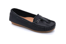 Load image into Gallery viewer, Outland 17806 Keisha Loafers Womens
